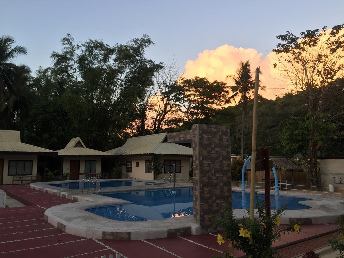 Tay Lelong'S Pension House ไตไต ภายนอก รูปภาพ